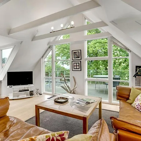 Gullan - 75m From The Sea By Interhome 別荘