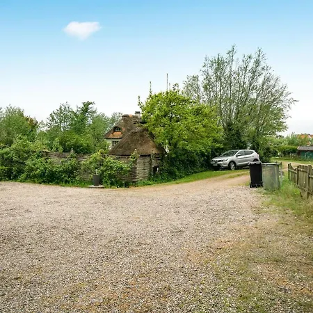 Gullan - 75m From The Sea By Interhome 別荘