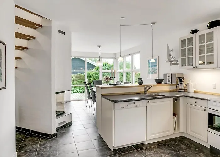 Gullan - 75m From The Sea By Interhome Casa vacanze