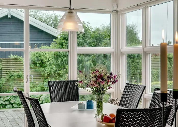 Casa vacanze Gullan - 75m From The Sea By Interhome