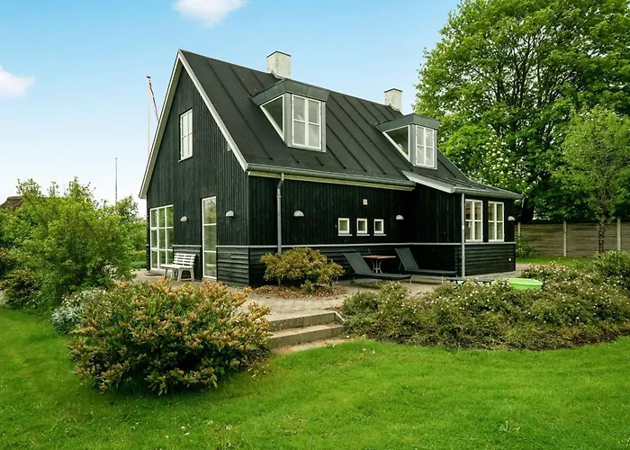 Casa vacanze Gullan - 75m From The Sea By Interhome